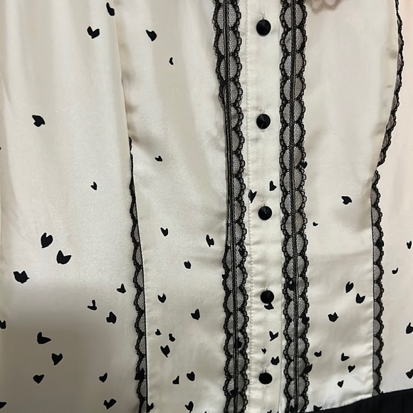 NWT $129 bebe | Silk | Franki | Peter Pan Collar Hearts Dress | Size M - Picture 7 of 16